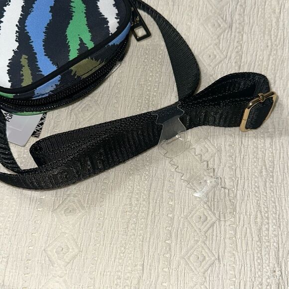DVF x Target Black Green White Disco Zebra Nylon Small Crossbody Bag Wallet Set - Picture 9 of 14